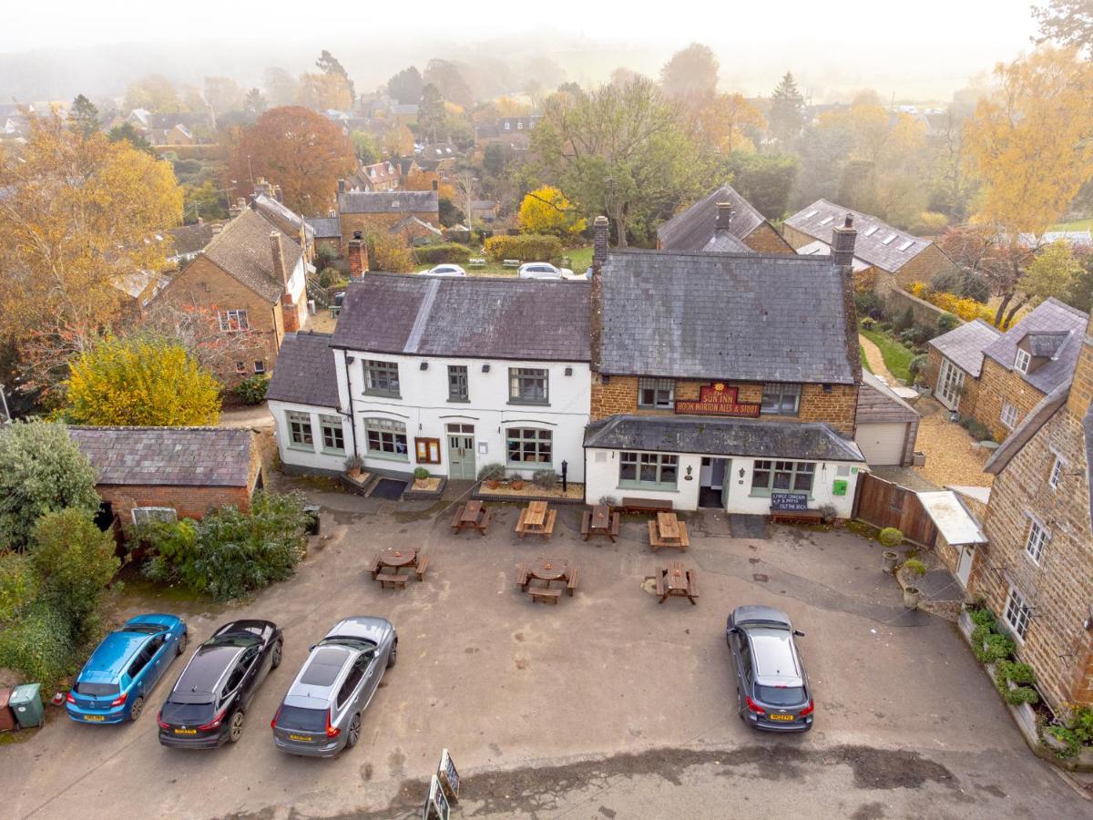 The Sun Inn At Hook Norton エクステリア 写真